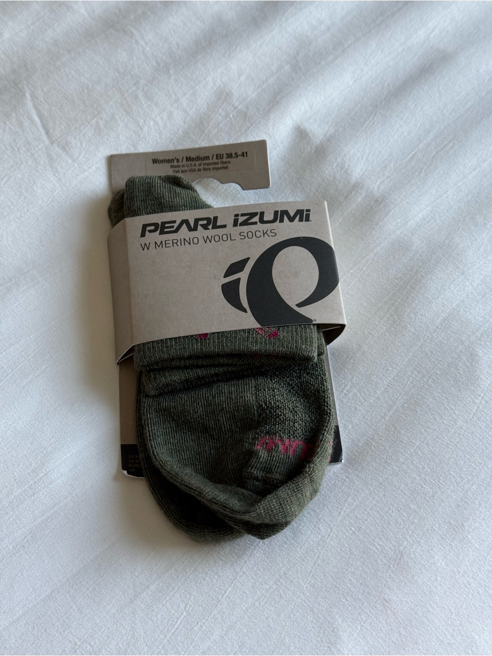 Pearl Izumi Merino Wool Athletic Socks - Olive Green with Pink Accent